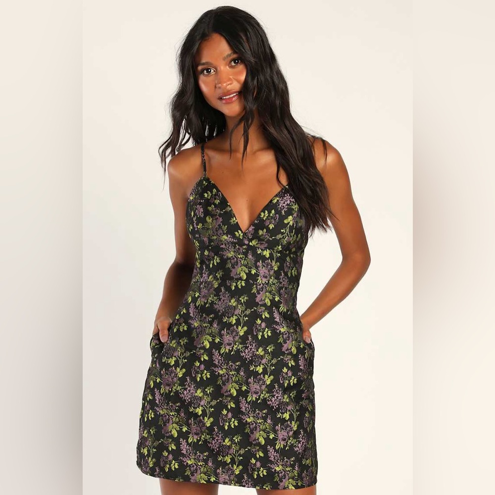 🪻 LULUs Memorable Love Black Floral Jacquard Mini Dress With Pockets. XS